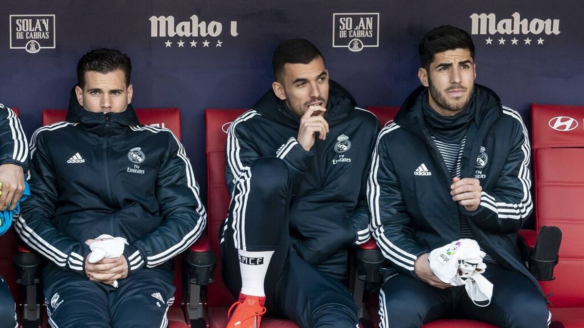 Mourinho quiere 'pescar' en el Real Madrid: Nacho y Ceballos para su Roma en el mercado invernal Mourinho quiere 'pescar' en el Real Madrid: Nacho y Ceballos para su Roma en el mercado invernal