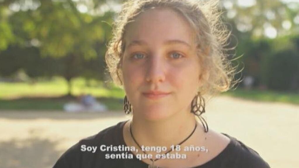 Cristina, víctima de acoso escolar