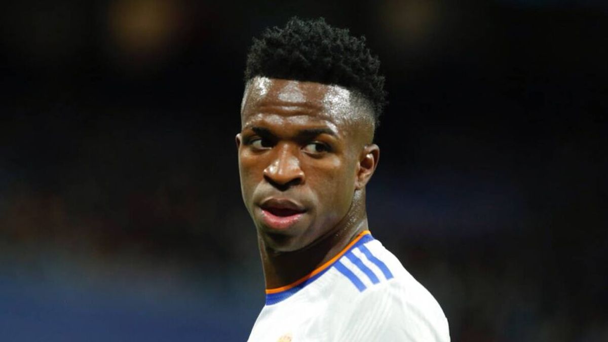 El Real Madrid planea una renovación al alza para Vinicius: cobra 10 millones menos que Bale y Hazard El Real Madrid planea una renovación al alza para Vinicius: cobra 10 millones menos que Bale y Hazard