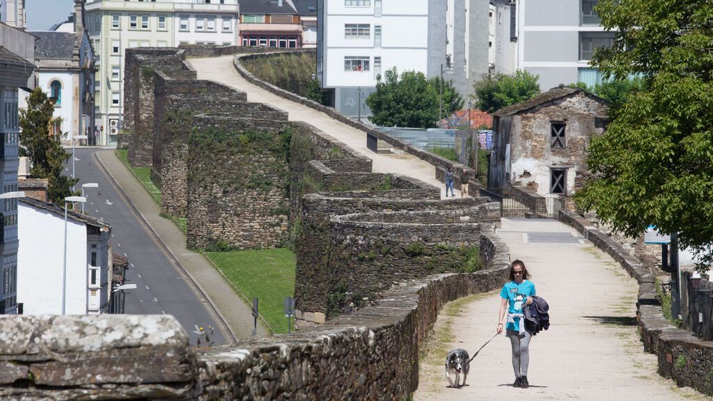 La familia de la joven transexual arrojada desde la muralla de Lugo cree que hay una motívación homofóbica