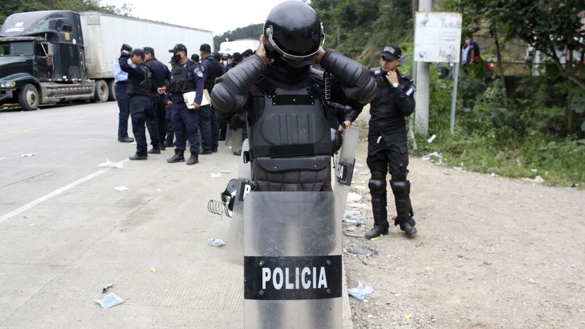 Las fuerzas de seguridad de Honduras detiene al candidato presidencial Santos Rodríguez Orellana por blanqueo Las fuerzas de seguridad de Honduras detiene al candidato presidencial Santos Rodríguez Orellana por blanqueo