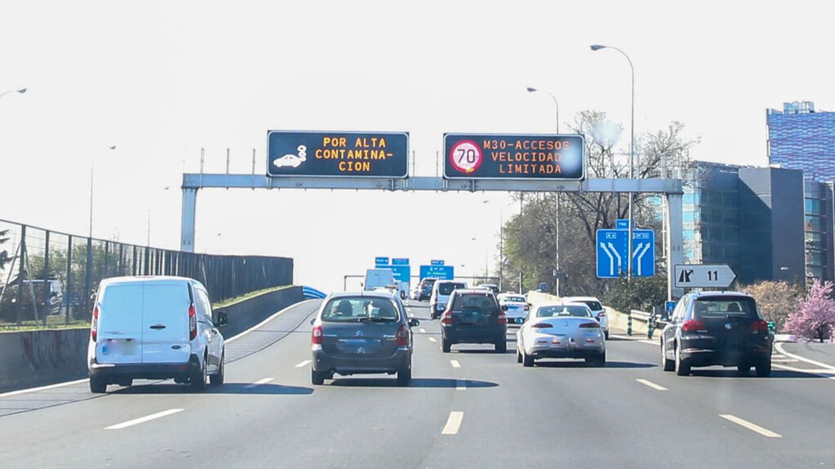 El juez mantiene en libertad a dos kamikazes que mataron a un médico en la M30 durante una carrera ilegal El juez mantiene en libertad a dos kamikazes que mataron a un médico en la M30 durante una carrera ilegal