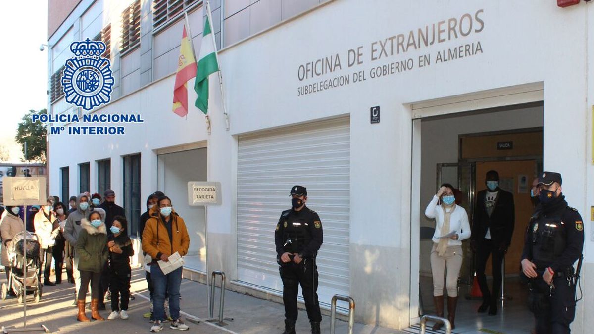 Los extranjeros residentes en España se acercan a los 6 millones, tras aumentar en un 2% en el primer semestre de 2021 Los extranjeros residentes en España se acercan a los 6 millones, tras aumentar en un 2% en el primer semestre de 2021