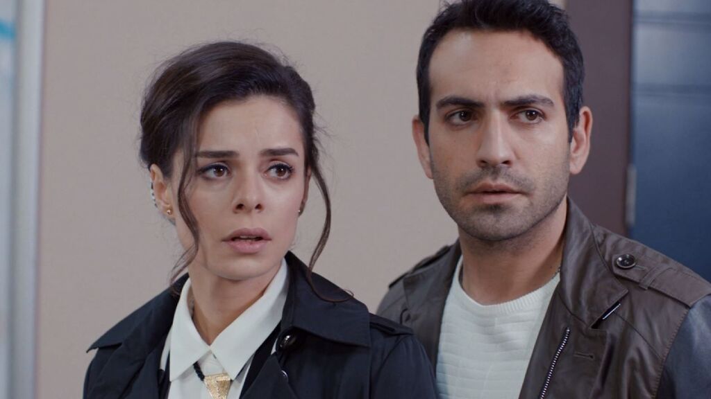 Zeynep y Fatih, a punto de ser descubiertos