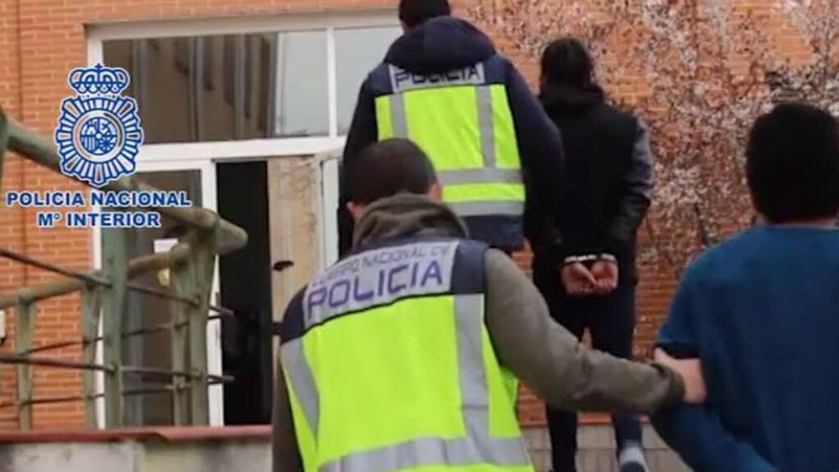 Cuatro miembros de la banda juvenil 'Bloods' detenidos por agredir sexualmente a una menor en Madrid