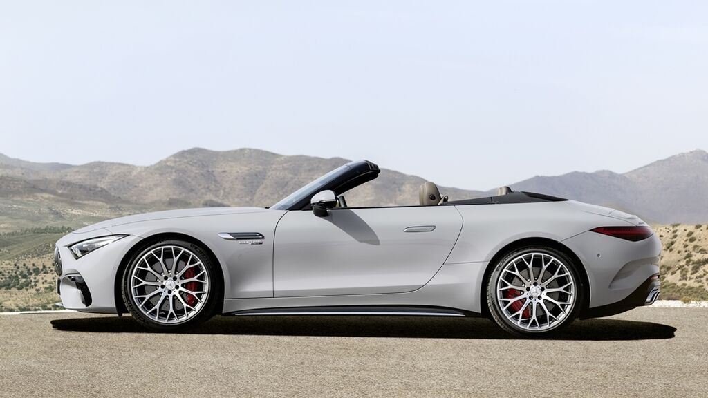 El Mercedes-AMG SL es heredero del ultra icónico 300 SL Roadster conocido como “Alas de gaviota”