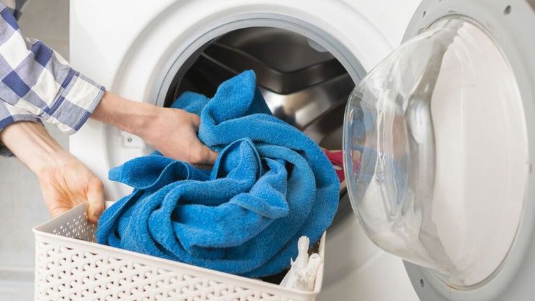Se podrá eliminar el olor a humedad utilizando bicarbonato de sodio.
