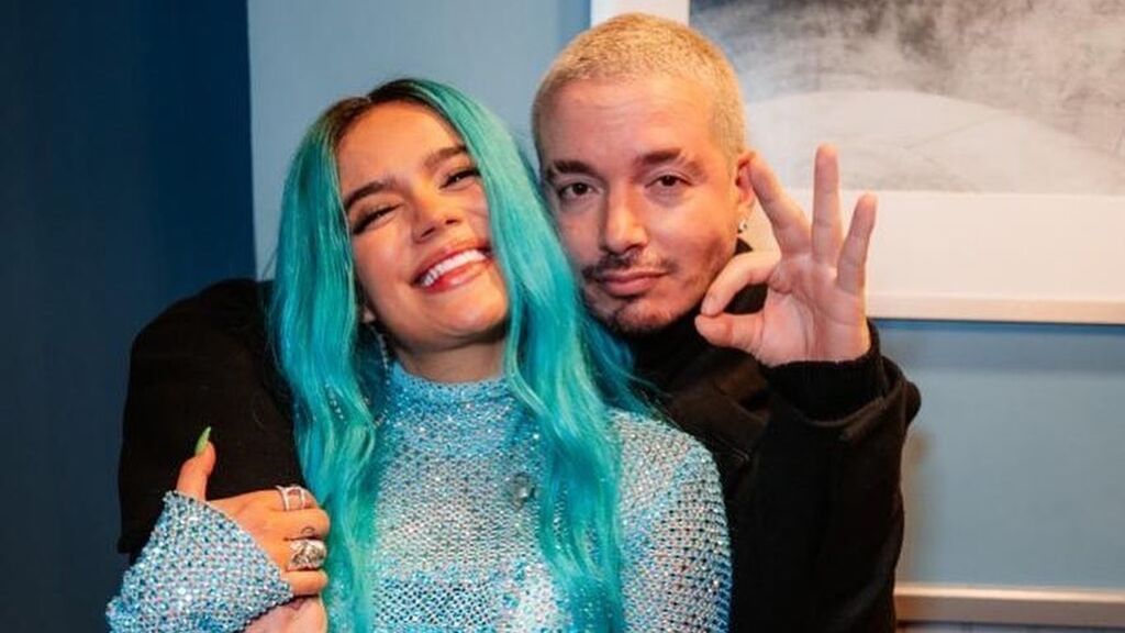 J Balvin defiende a Karol G tras las críticas de un seguidor: "Tú no inspiras al mundo"