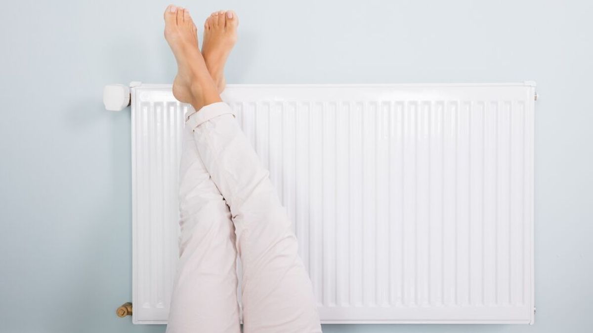 Los tips definitivos para mantener el calor en casa durante más tiempo: de reconocer los puntos de más frío a colocar alfombras y cortinas.