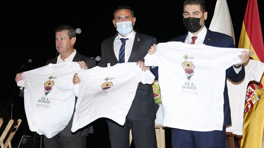 Los Pueblos más Bonitos de España se solidarizan con La Palma y ponen a la venta una camiseta solidaria