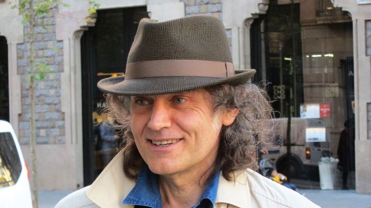 Javier Pérez Andújar gana el Premio Herralde con la novela 'El año del Búfalo' Javier Pérez Andújar gana el Premio Herralde con la novela 'El año del Búfalo'