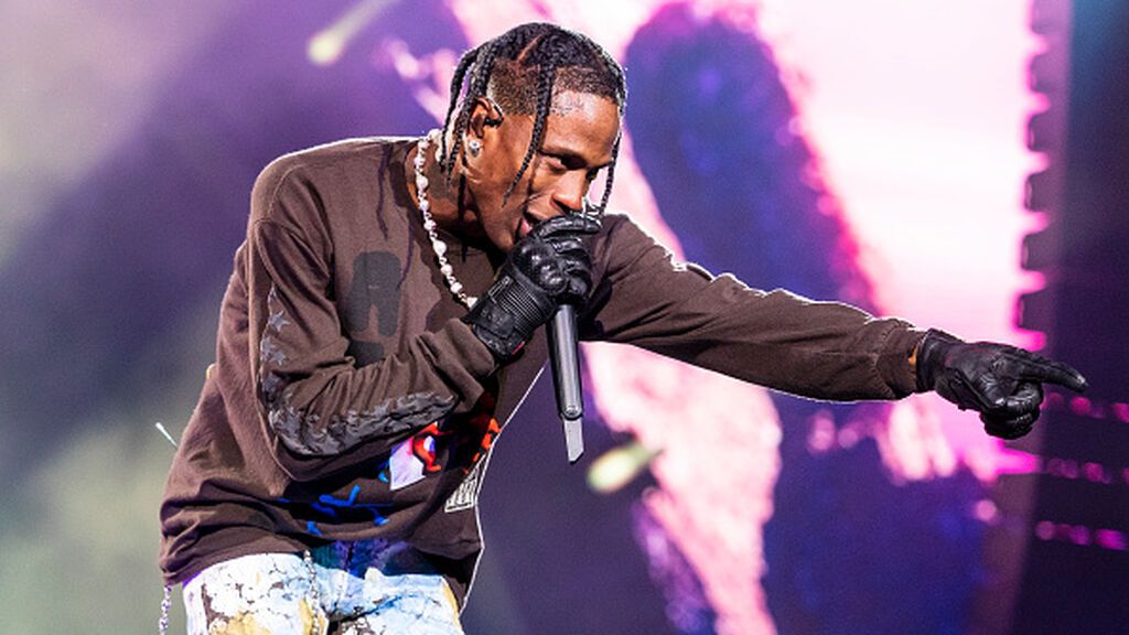 El rapero Travis Scott pagará los funerales de las víctimas de la avalancha mortal en su concierto en Texas El rapero Travis Scott pagará los funerales de las víctimas de la avalancha mortal en su concierto en Texas