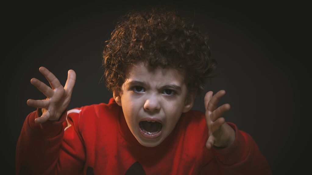 niño.gritando