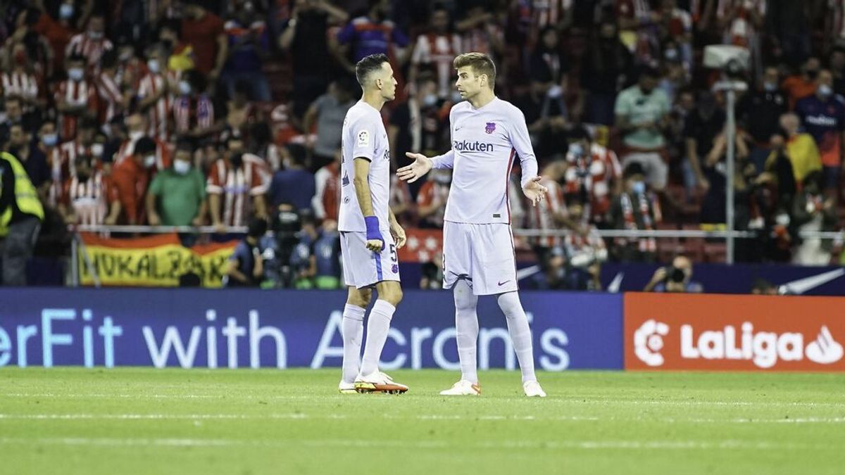 El vestuario del Barcelona se pone las pilas tras las palabras de Xavi: llegan dos horas antes del primer entreno El vestuario del Barcelona se pone las pilas tras las palabras de Xavi: llegan dos horas antes del primer entreno