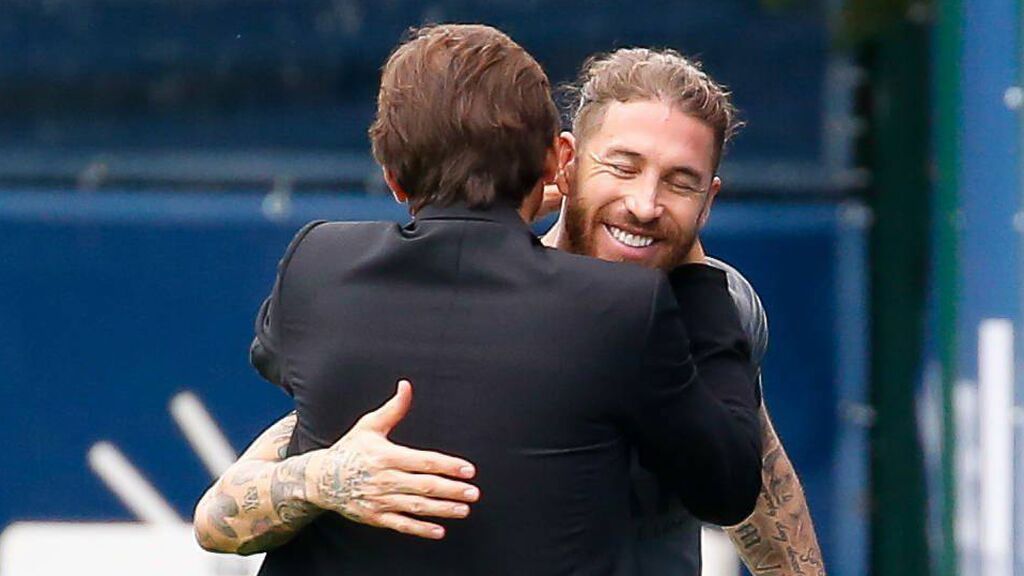 Sergio Ramos recupera la sonrisa: el defensa vuelve a los entrenamientos colectivos con el París