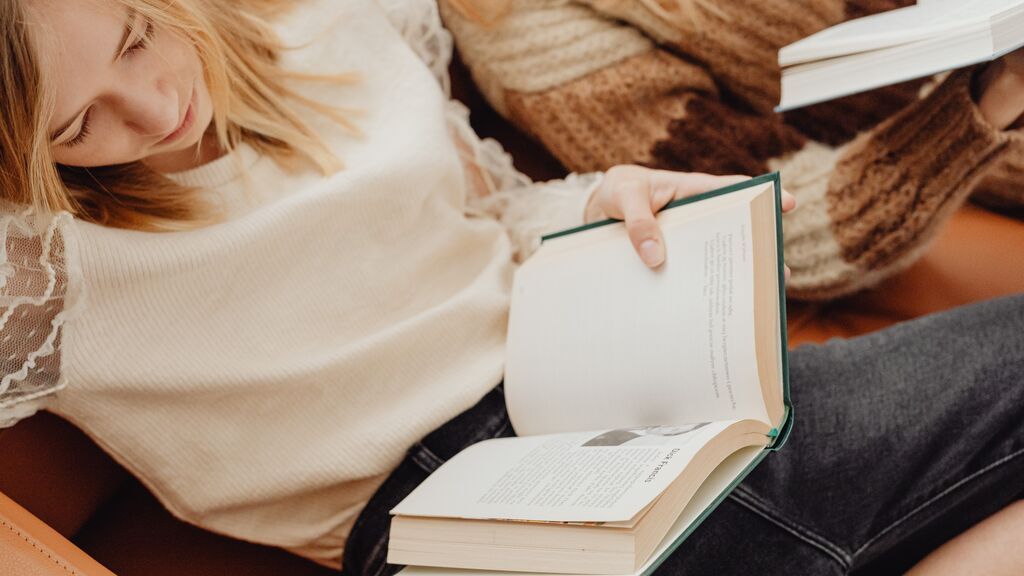 BookTok, la tendencia literaria que triunfa entre los jóvenes usuario de TikTok con más de 22 millones de visitas