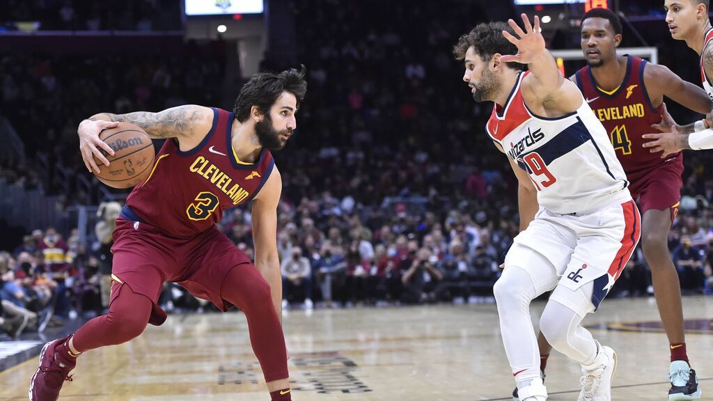 Ricky Rubio volvió a brillar con los Cavaliers.