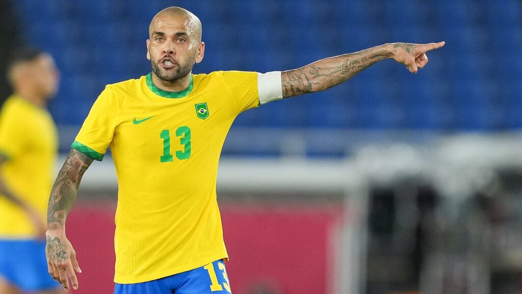 Dani Alves fue campeón con Brasil en los JJOO de Tokio.