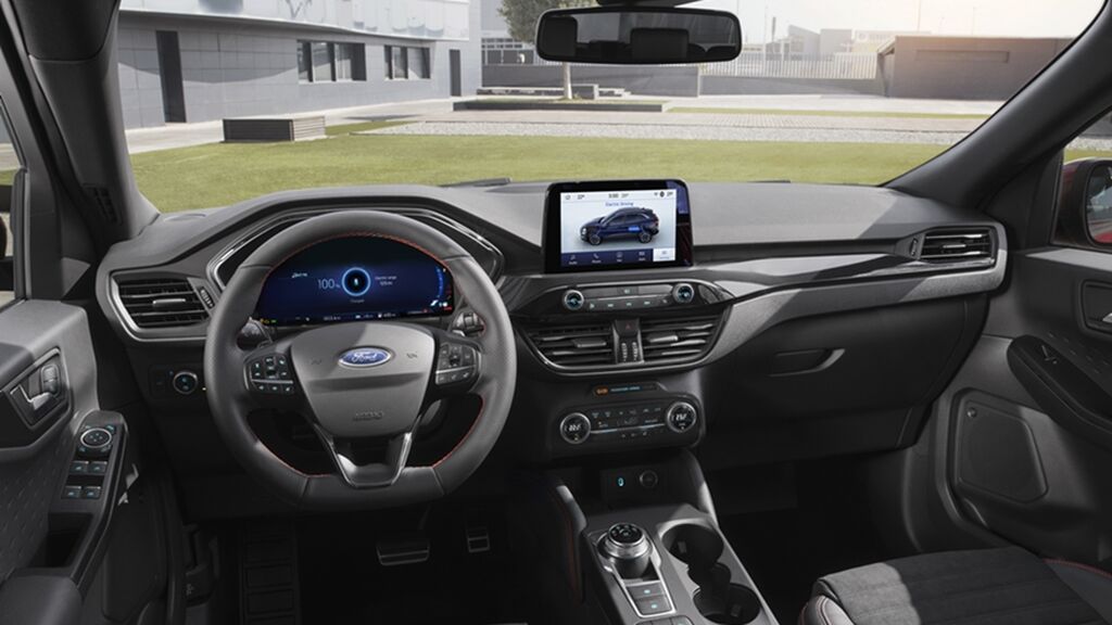 2019_FORD_KUGA_COCKPIT