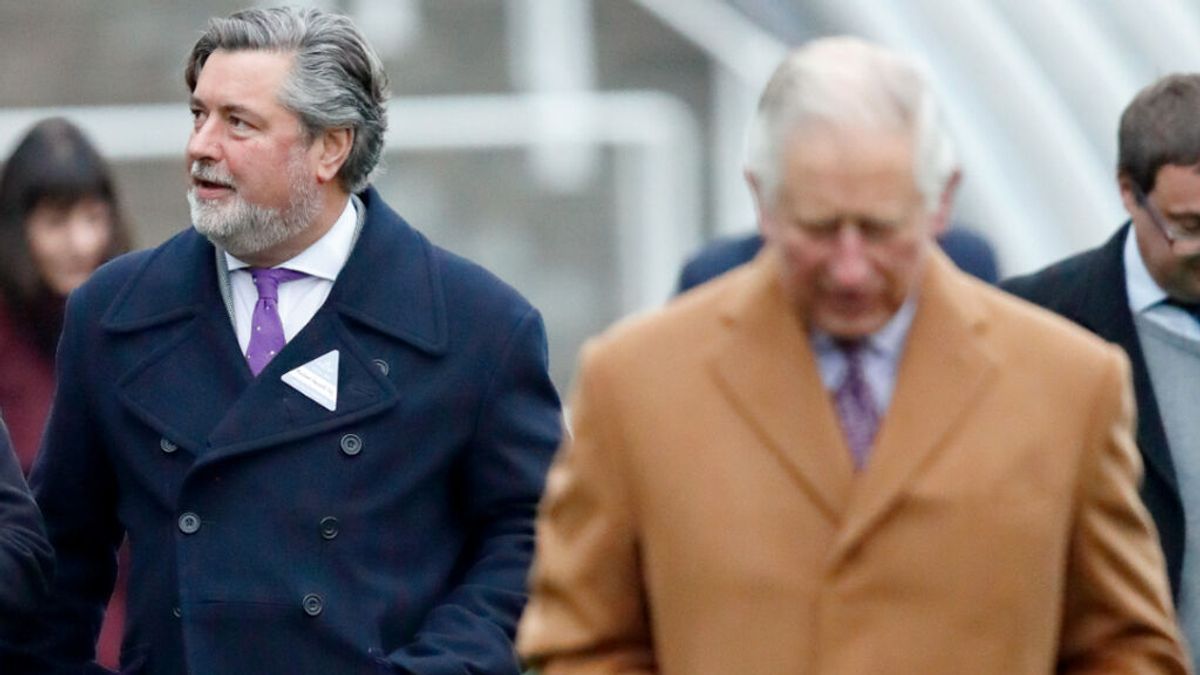 Dimite Michael Fawcett, exasistente del príncipe Carlos, por supuestos favores a un multimillonario saudí Dimite Michael Fawcett, exasistente del príncipe Carlos, por supuestos favores a un multimillonario saudí