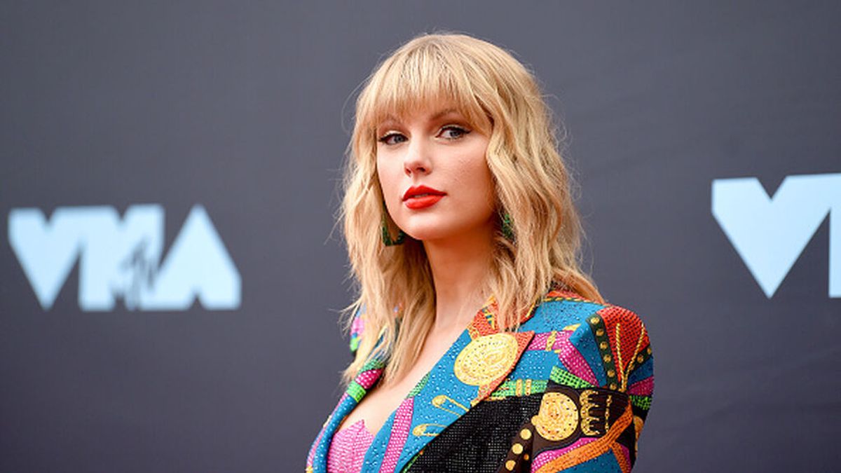 Taylor Swift relanza su disco 'Red (Taylor's Version)' con 9 temas inéditos