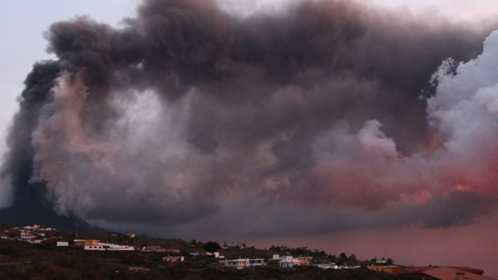 Las imágenes más impresionantes del volcán de La Palma tras nueve semanas de erupción
