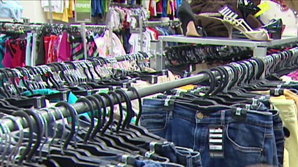 Nuevo impuesto: sube el precio de la ropa porque su reciclaje será obligatorio