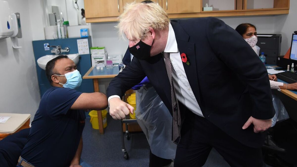 Johnson insiste en que "nada sugiere" la posibilidad de reimponer restricciones en Reino Unido Johnson insiste en que "nada sugiere" la posibilidad de reimponer restricciones en Reino Unido