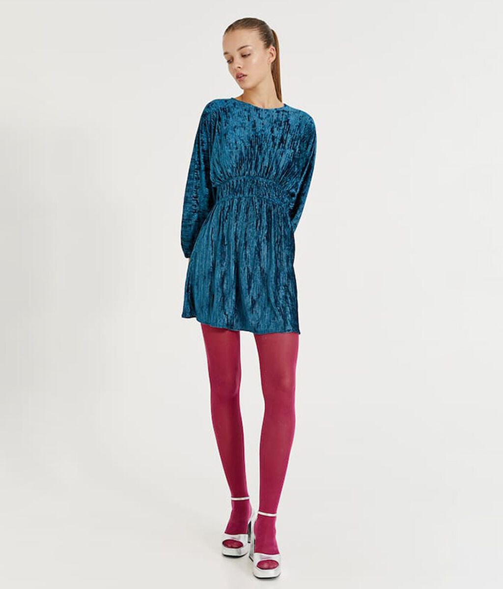 Vestido plisado de Pull & Bear