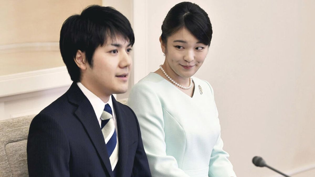 La historia de amor 'prohibida' de la princesa Mako de Japón y Kei Komuro: de renunciar a la casa a imperial a tener que marcharse a Estados Unidos.