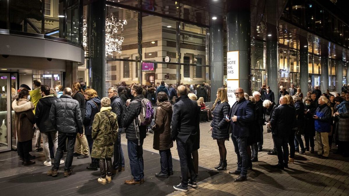 Ámsterdam cancela las celebraciones de Nochevieja por la alta tasa de contagios y hospitalizaciones Ámsterdam cancela las celebraciones de Nochevieja por la alta tasa de contagios y hospitalizaciones