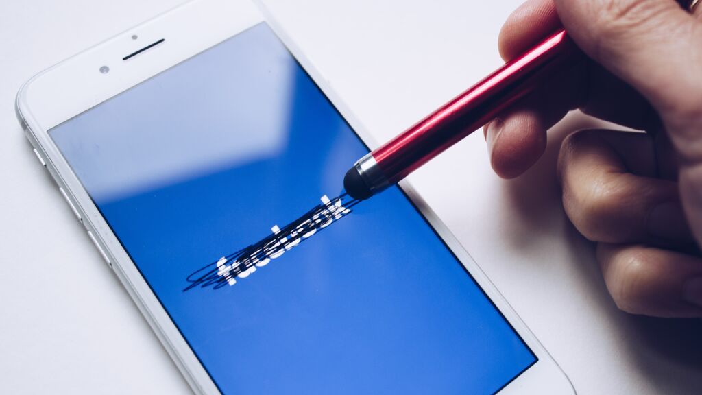 Facebook y otras compañías que también cambiaron de nombre