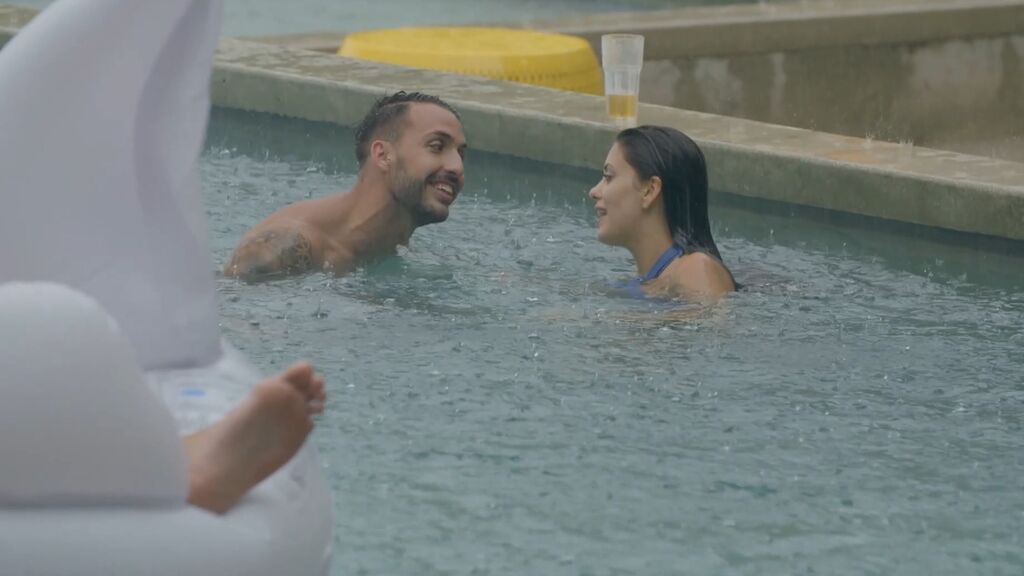 La fiesta en Villa Paraíso