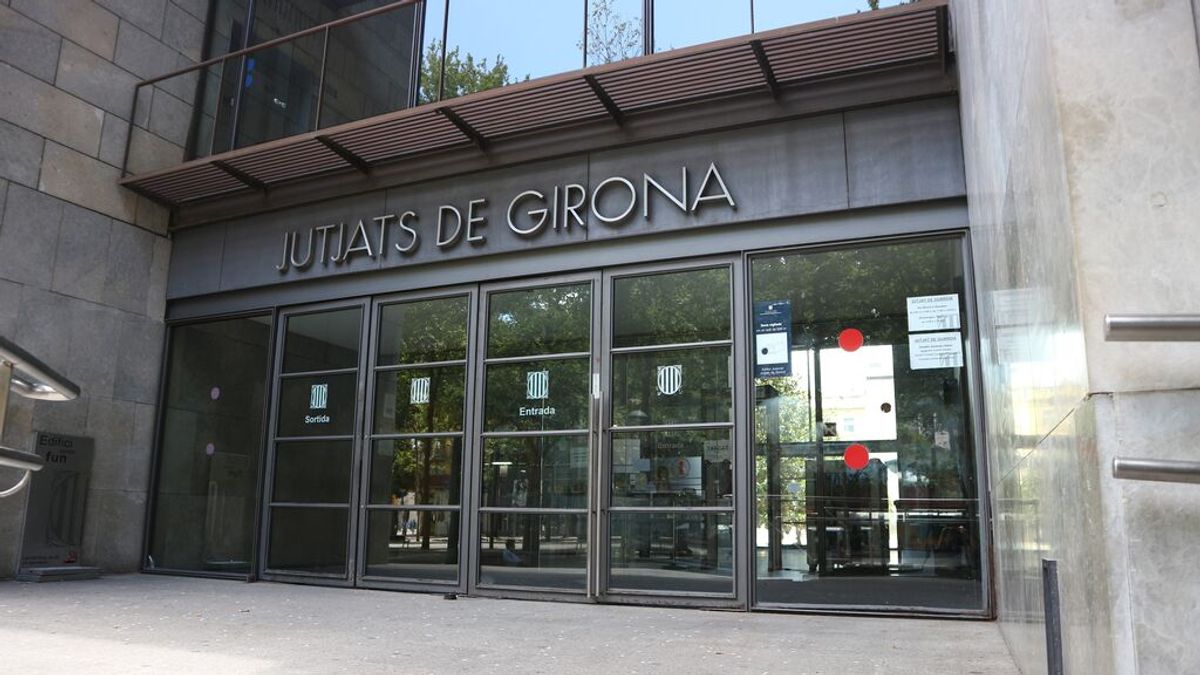 Un año de prisión por la muerte de una niña en un castillo hinchable en Girona en 2017 Un año de prisión por la muerte de una niña en un castillo hinchable en Girona en 2017