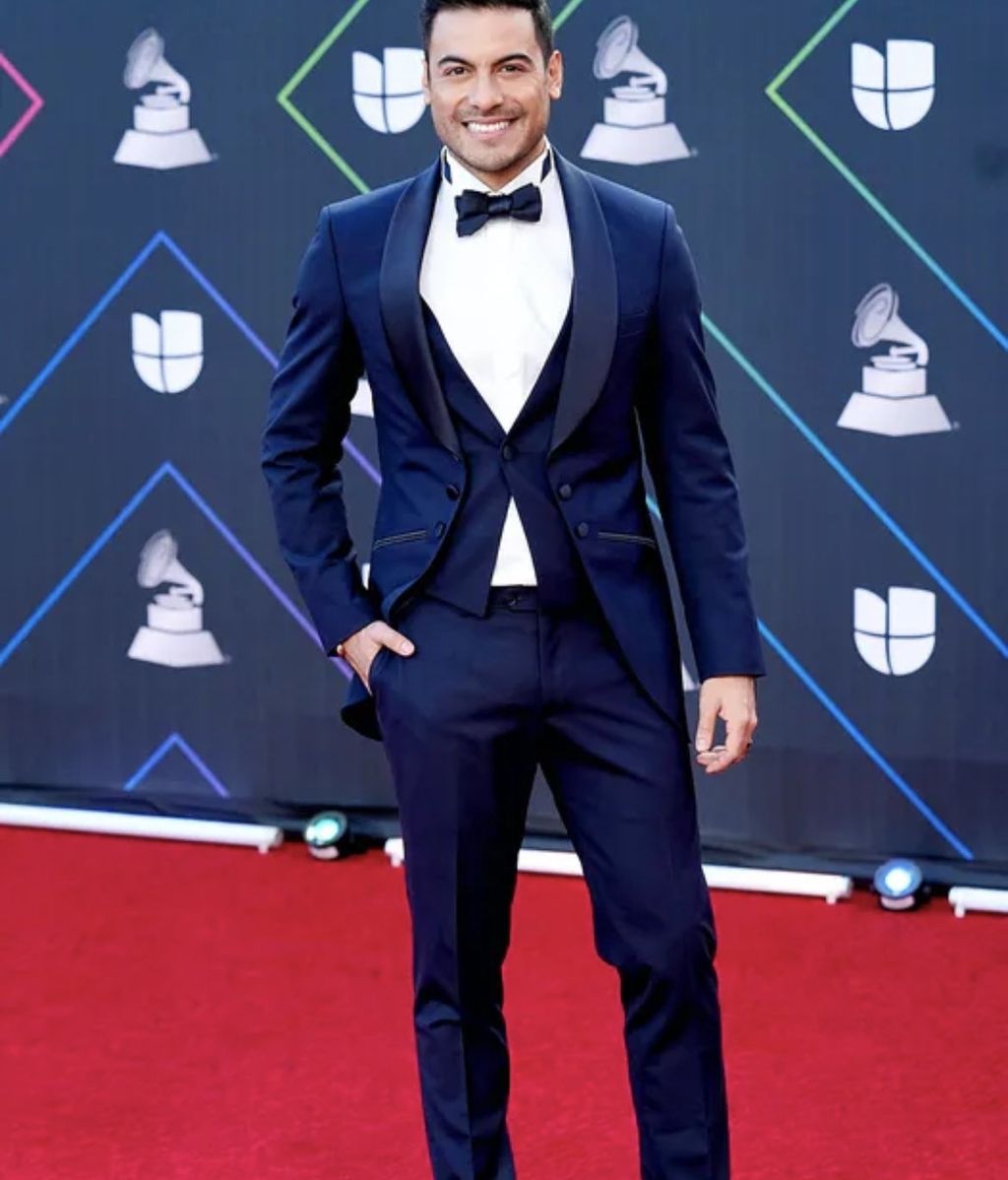 La alfombra roja de los Grammy Latinos, foto a foto