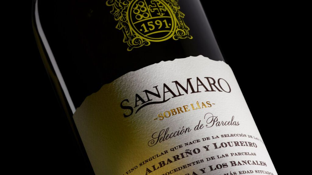 Vino Sanamaro Sobre Lías