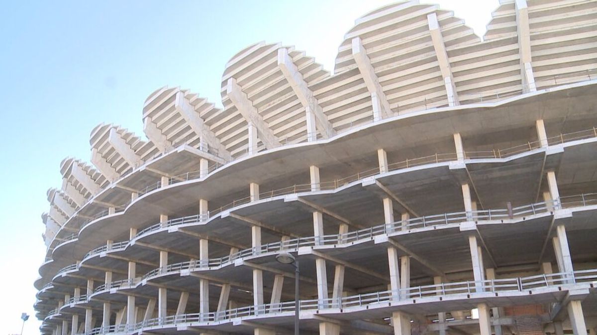 Territorio y Economía pactan una propuesta para finalizar la ATE de Mestalla Territorio y Economía pactan una propuesta para finalizar la ATE de Mestalla