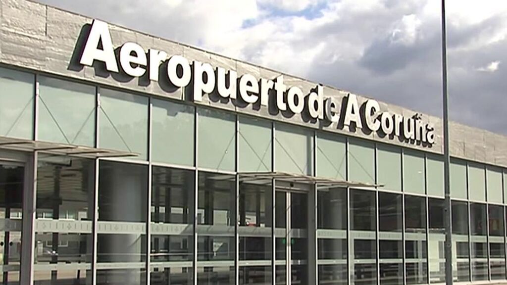 El aeropuerto de A Coruña activa el plan de emergencia por un aviso de bomba en un vuelo de Bilbao