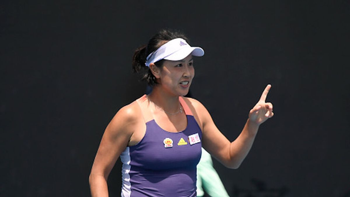 Un periódico chino asegura que la tenista Peng Shuai está viva y "aparecerá en público pronto"