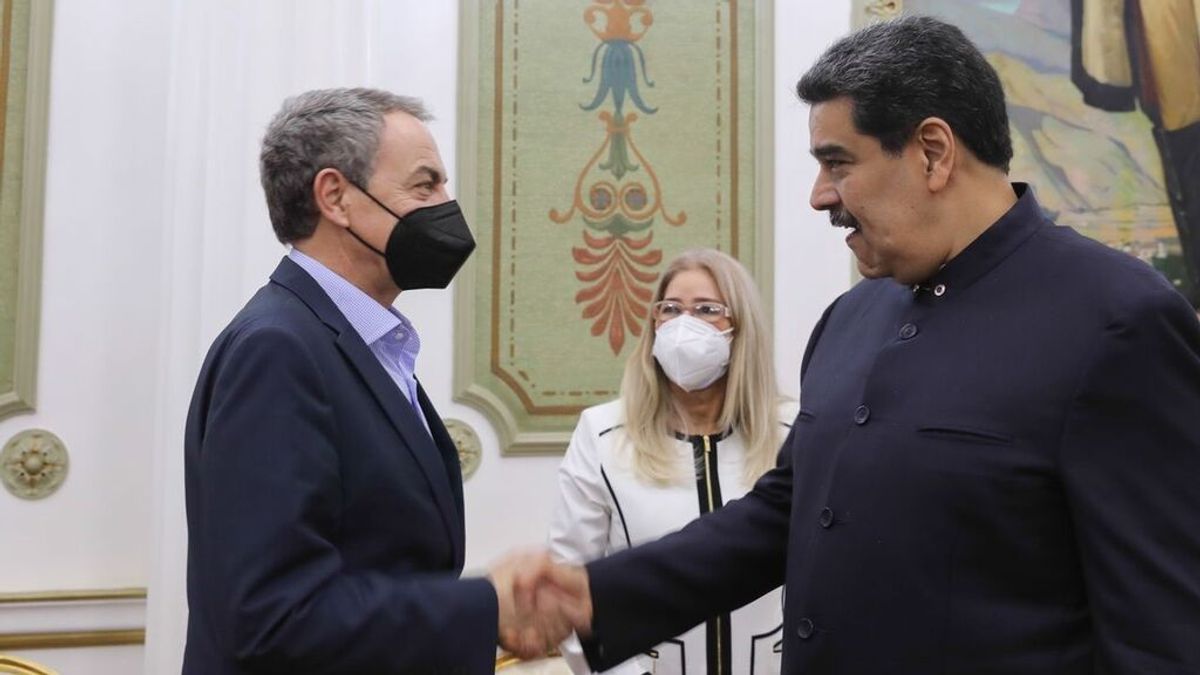 Zapatero llama a un diálogo postelectoral "permanente" en Venezuela para abrir "nuevas oportunidades" Zapatero llama a un diálogo postelectoral "permanente" en Venezuela para abrir "nuevas oportunidades"