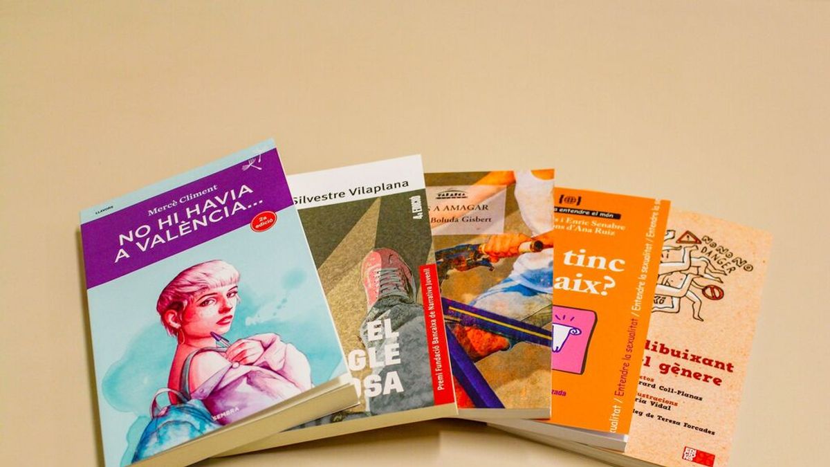 Educación distribuye 800 libros sobre temática LGTBI en las aulas valencianas