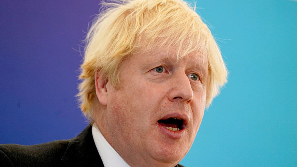 Boris Johnson se lía en pleno discurso ante grandes empresarios y acaba hablando de Peppa Pig