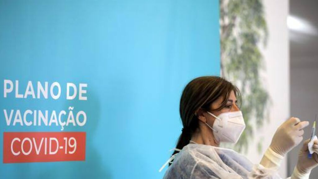 Portugal, vecina y con más vacunados que en España, registra datos de contagios de septiembre: por qué