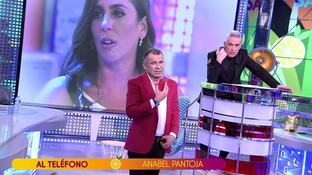 Anabel Pantoja atiende llorando la llamada de Jorge Javier Vázquez y le reprocha: "¿Por qué no me llamas antes?"