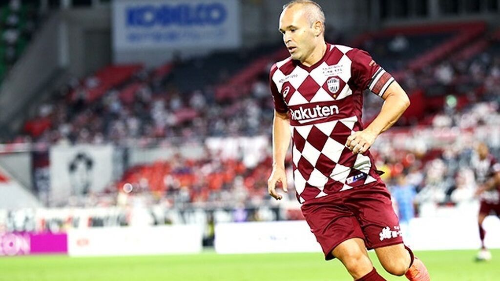 La CNMV recomienda a Iniesta informarse de los riesgos de las criptomonedas antes de promocionarlas