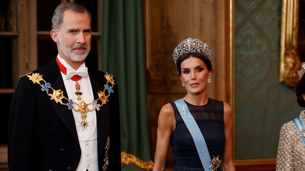 El guiño de Letizia a la moda sueca con un vestido de H&M en la cena de gala de Estocolmo