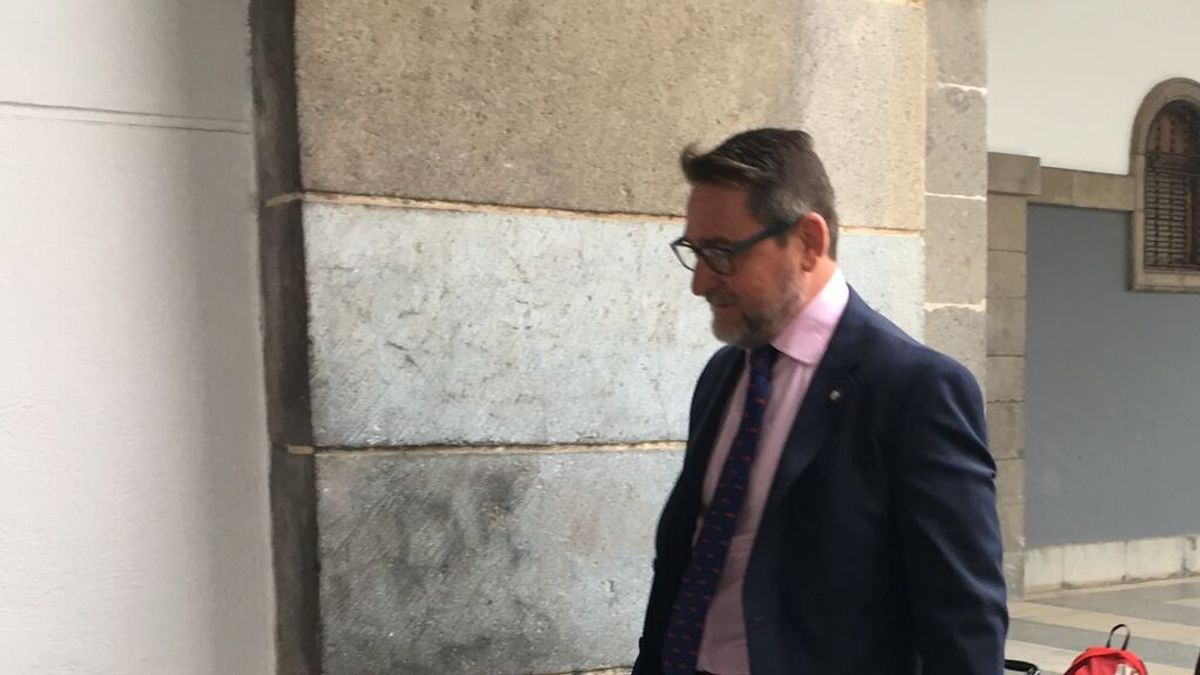 El Supremo confirma seis años de cárcel para el juez Alba por intentar desprestigiar a Victoria Rosell El Supremo confirma seis años de cárcel para el juez Alba por intentar desprestigiar a Victoria Rosell