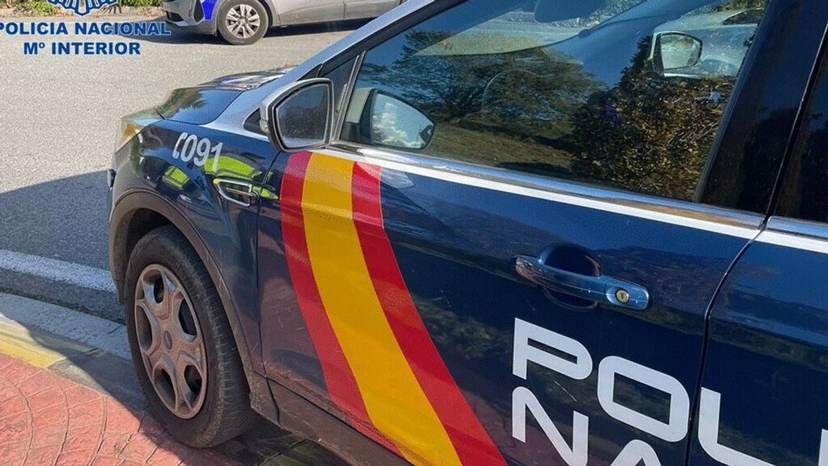 30 ultras polacos llegados a Sevilla van a ser expulsados del país por actos que incitan a la violencia 30 ultras polacos llegados a Sevilla van a ser expulsados del país por actos que incitan a la violencia