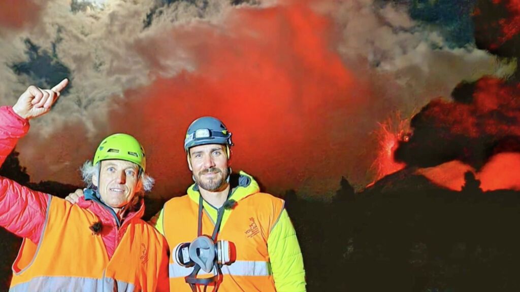 Jesús Calleja y Saúl Cravioto recorren el lado más desconocido de La Palma y las inmediaciones del volcán en una edición especial de ‘Planeta Calleja’ en Telecinco