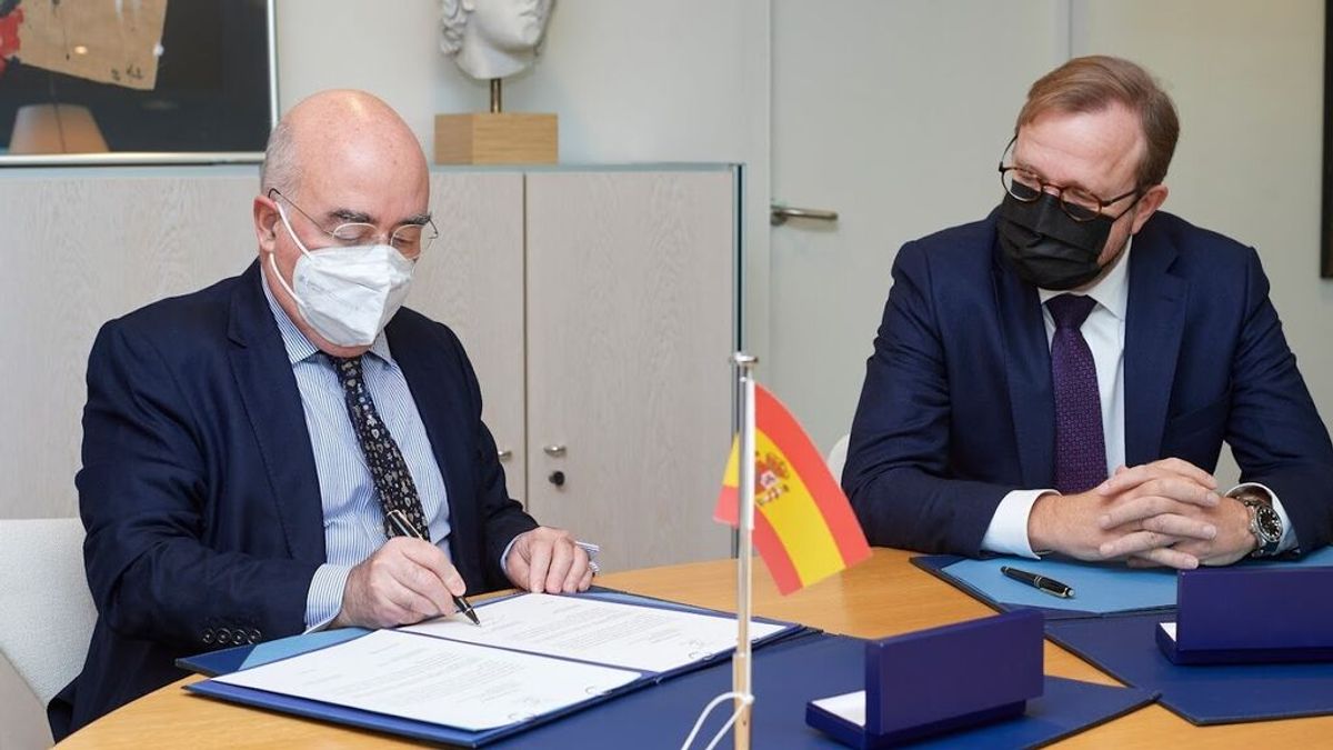 España se compromete a ampliar la Ley de Transparencia y valorar cambios en la de Secretos Oficiales España se compromete a ampliar la Ley de Transparencia y valorar cambios en la de Secretos Oficiales